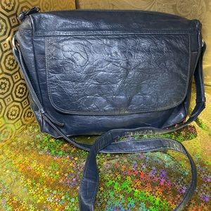 VINTAGE Charles Klein Blue Italian Leather Shoulder Bag